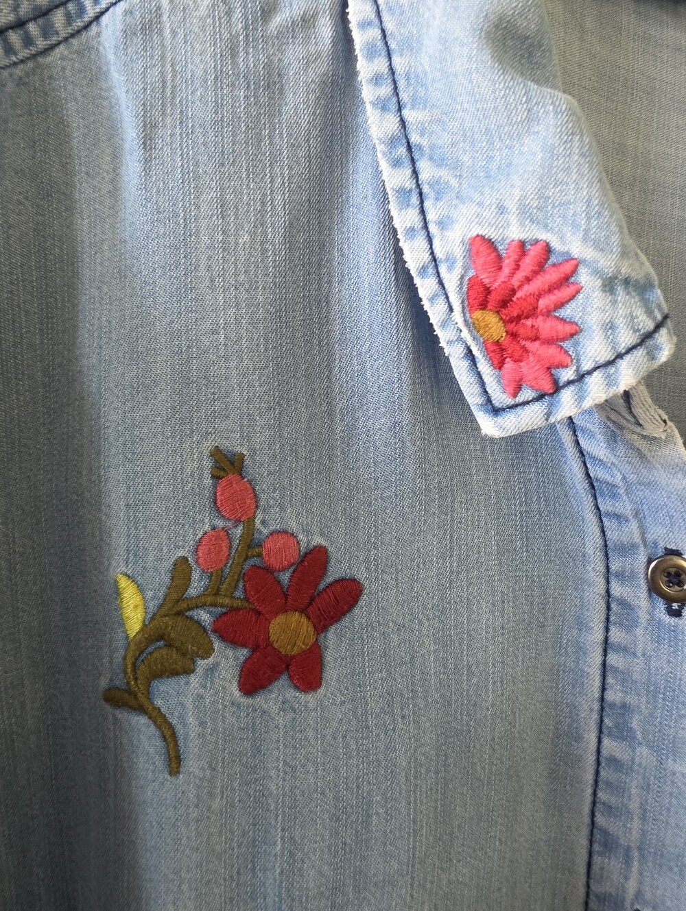 Woman Within Light Wash Floral Embroidered Tencel Shirt Size 2X - Picture 6 of 11